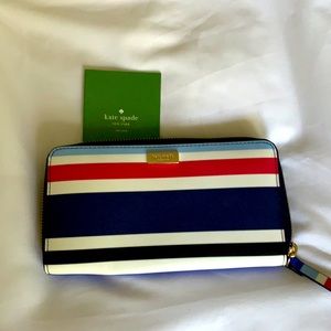 Striped large wallet